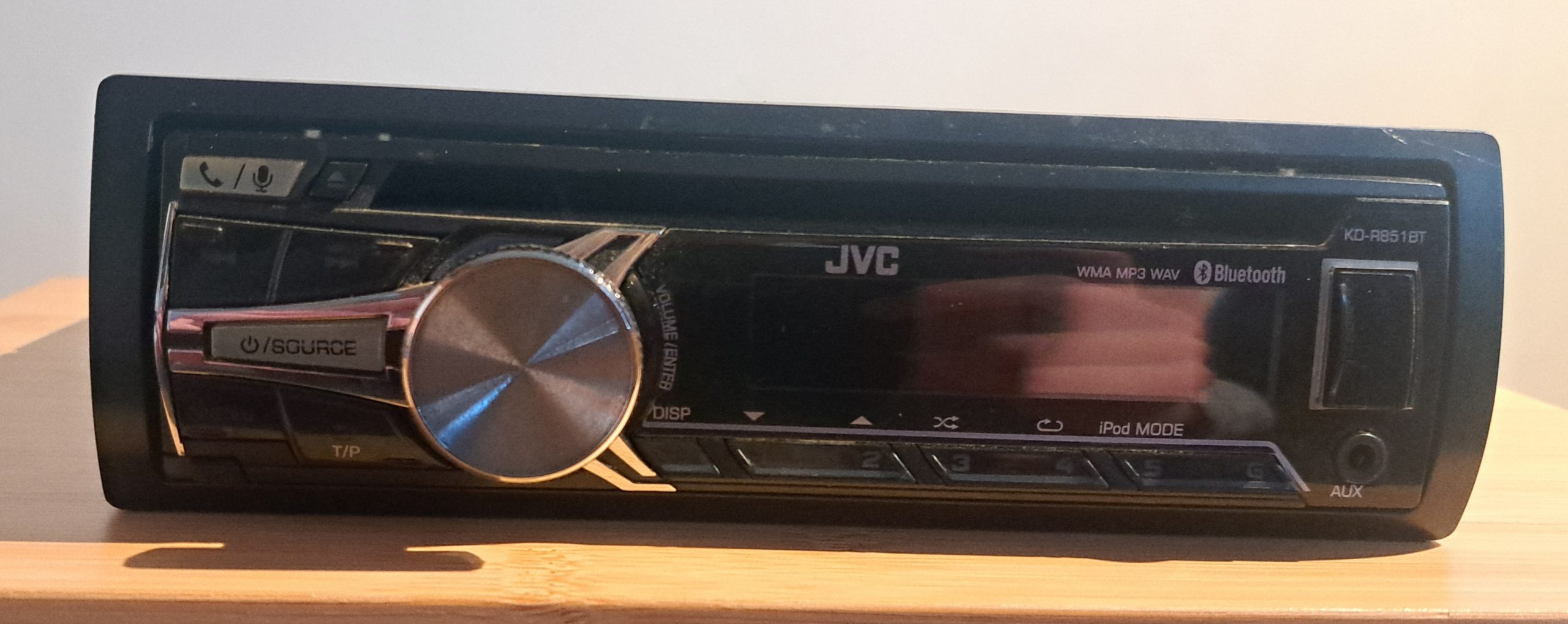 JVC KD-R851BT - Image 2