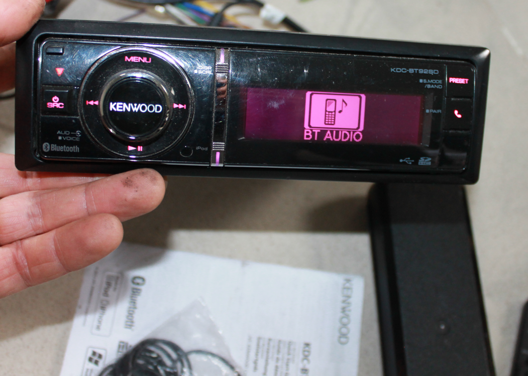 Kenwood KDC-BT92SD - Image 3