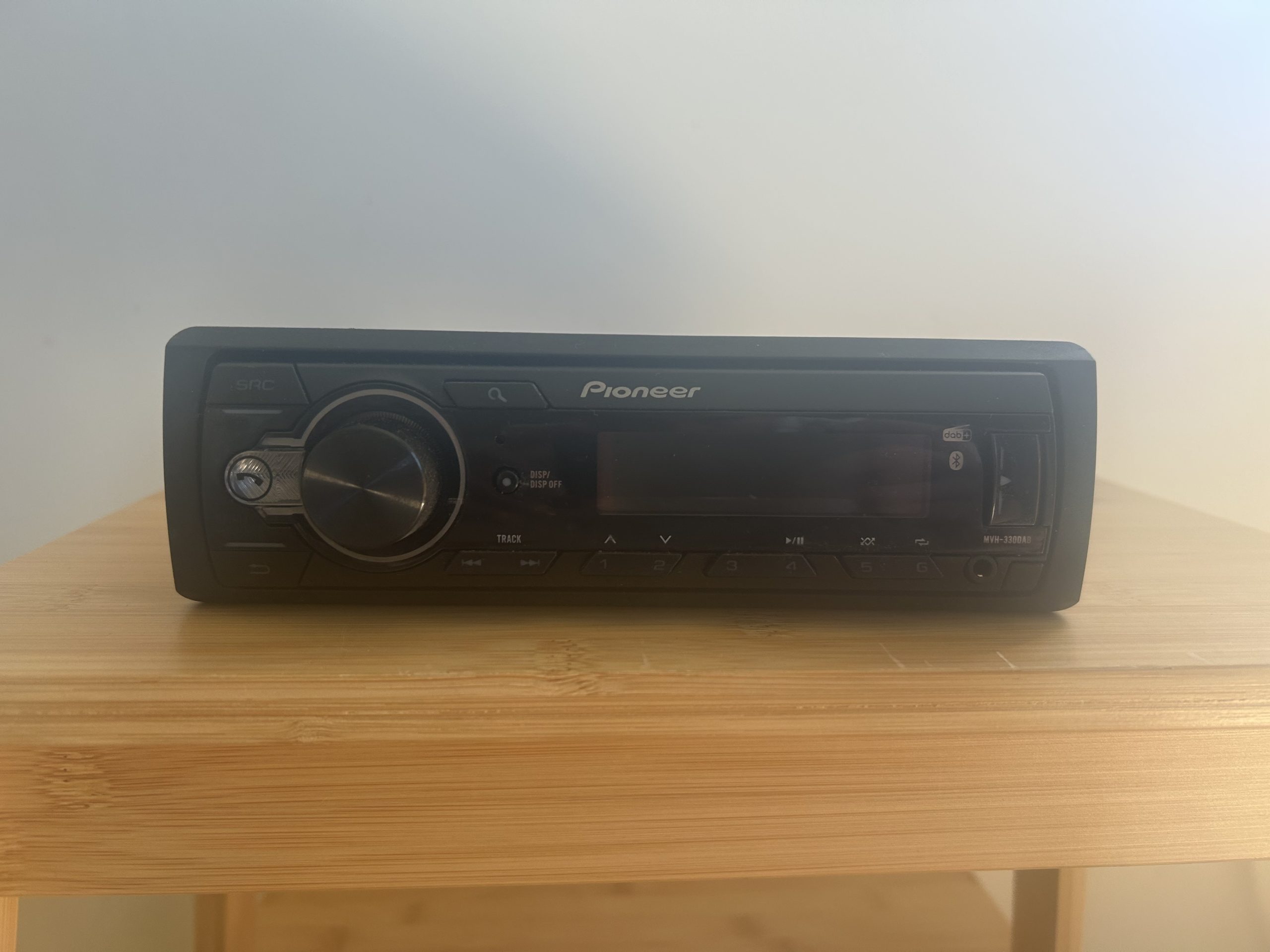 Pioneer MVH-330DAB - Image 2