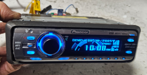 pioneer deh-p70bt